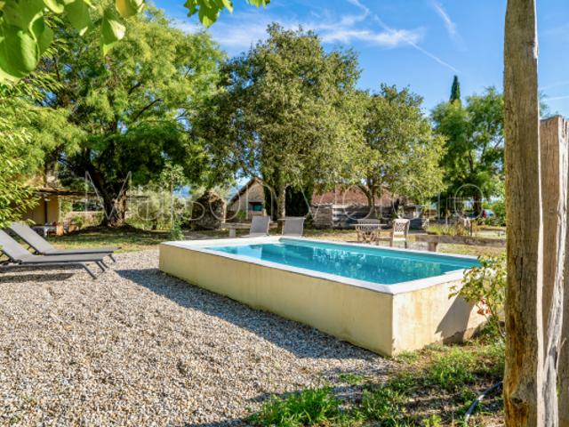 Maison vente à Apt, Saint-saturnin-lès-apt