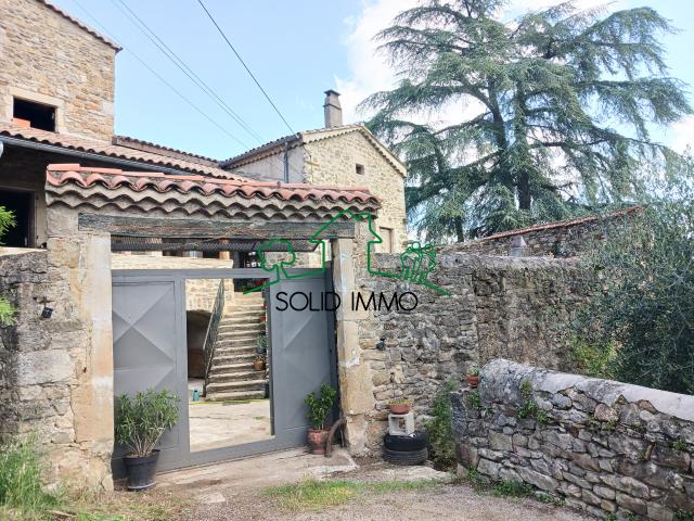 Ferme vente à Largentière, Saint-etienne-de-fontbellon