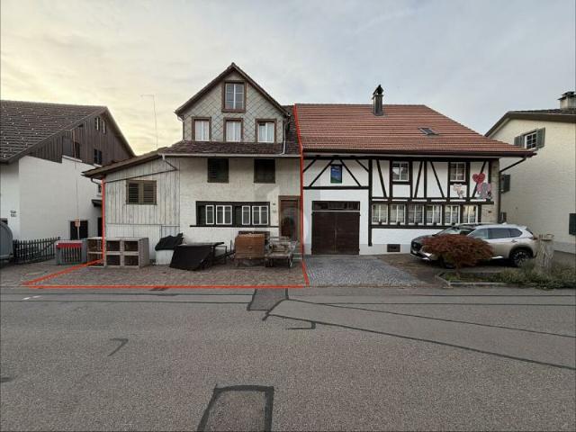 Mehrfamilienhaus kaufen in Fehraltorf, Zürich
