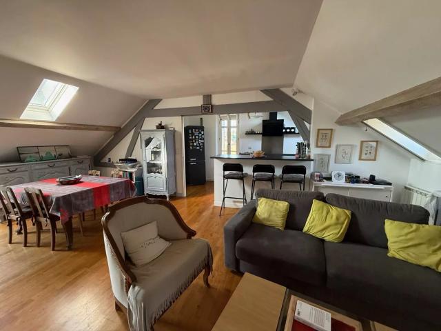 Appartement vente à Oloron-Sainte-Marie, Salies-de-béarn
