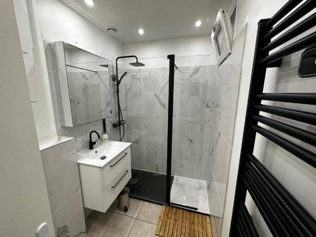 Studio location à Grimaud, Var