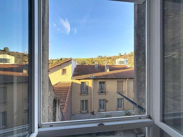 Appartement vente à Saint-Étienne, Le Chambon-feugerolles