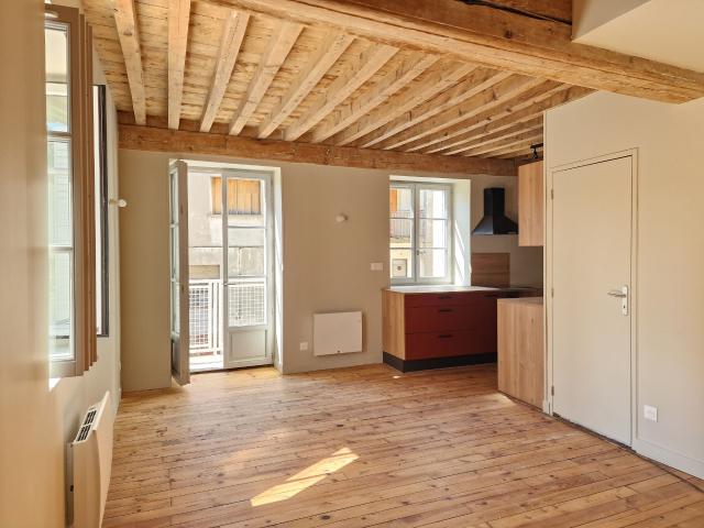 Appartement location à Couzon-au-Mont-d'Or, Rhône