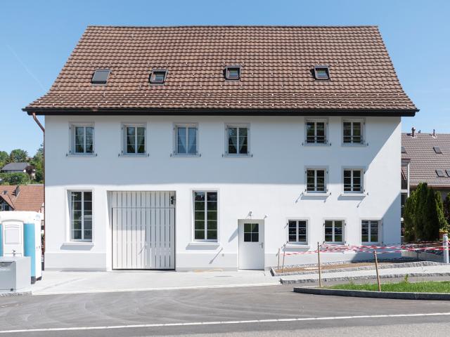 Apartment mieten in Einigen, Zürich