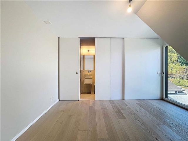 Attikawohnung kaufen in Froideville, Waadt