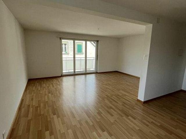 Apartment mieten in Schwarzenbach (SG), St. Gallen