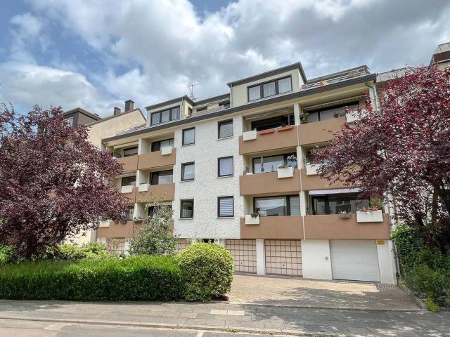 Etagenwohnung kaufen in Köln