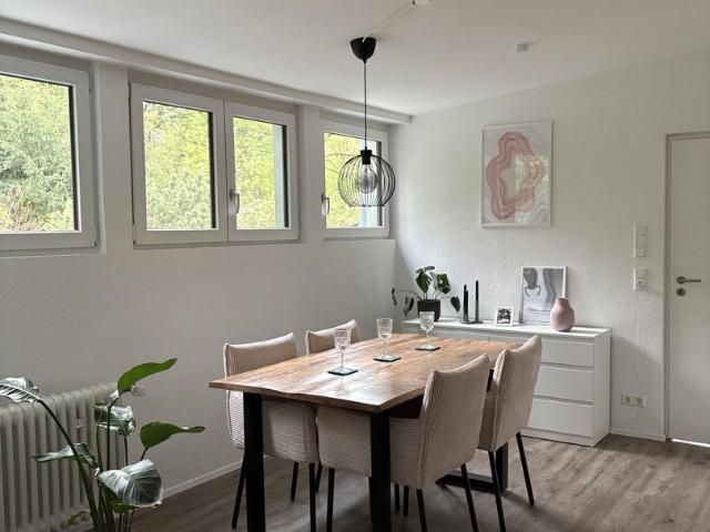 Dachgeschosswohnung mieten in Stuttgart-Ost, Stuttgart