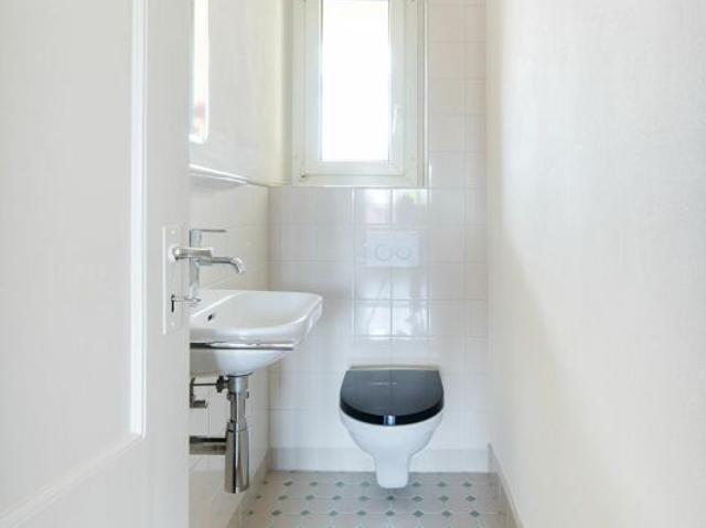 Apartment mieten in Einigen, Zürich