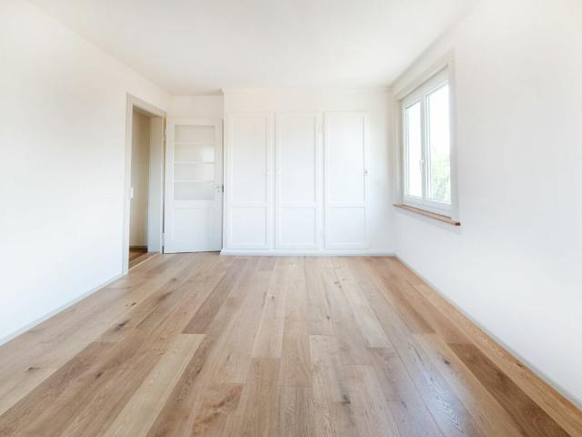 Apartment mieten in Einigen, Zürich