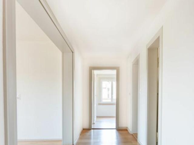 Apartment mieten in Einigen, Zürich