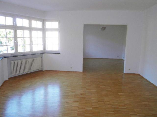 Wohnung kaufen in Oberkassel, Düsseldorf