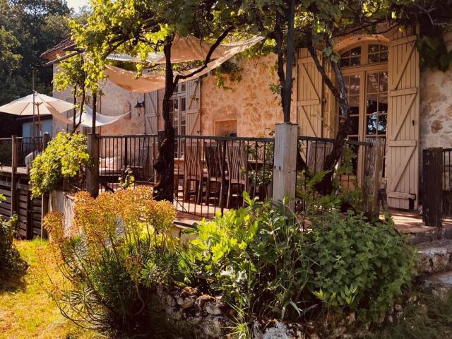 Maison vente à Agen, Cours