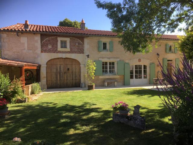 Maison vente à Chez Nèzeraud, Aumagne