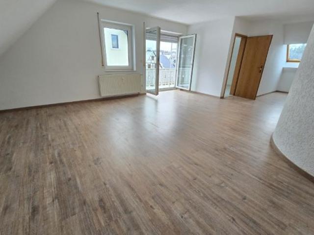 Wohnung kaufen in Burkhardtsdorf, Sachsen