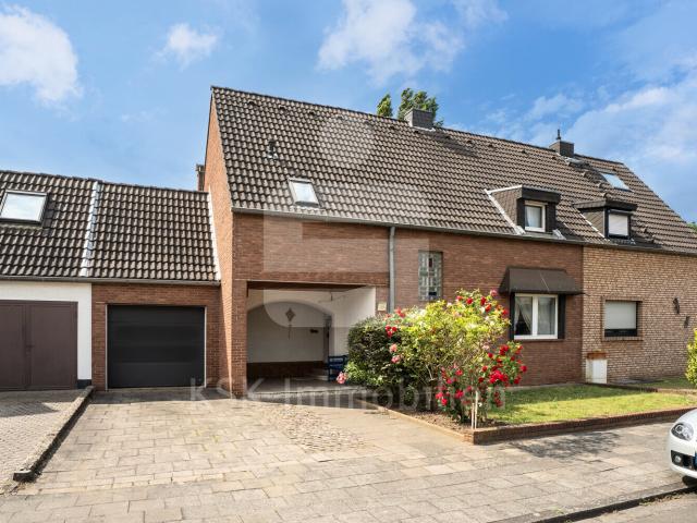 Villa kaufen in Büsdorf, Bergheim
