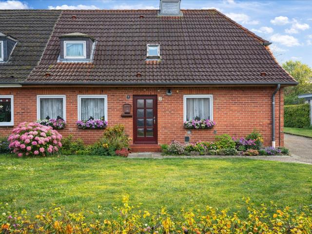 Doppelhaushälfte kaufen in Bad Bramstedt, Schleswig-Holstein