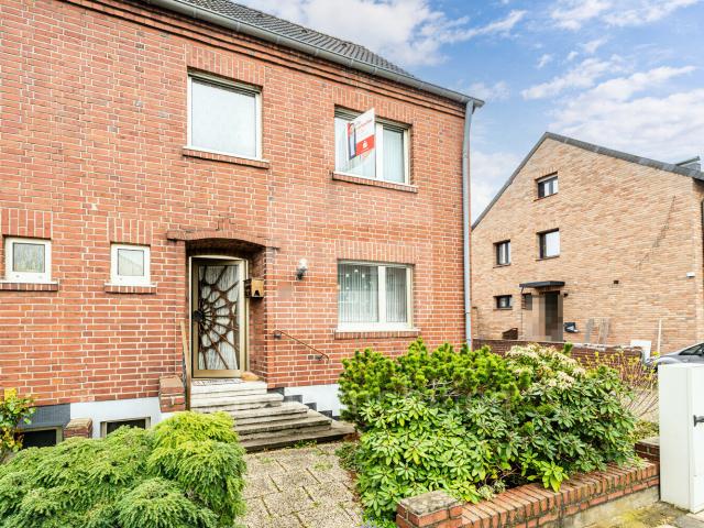 Doppelhaushälfte kaufen in Quadrath-Ichendorf, Bergheim