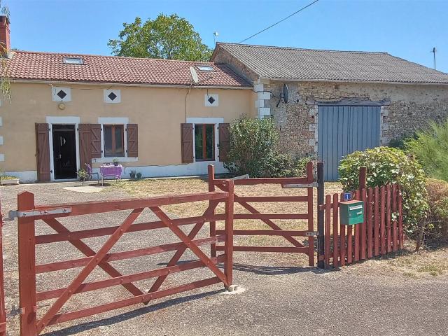 Maison vente à Montmorillon, Bouresse
