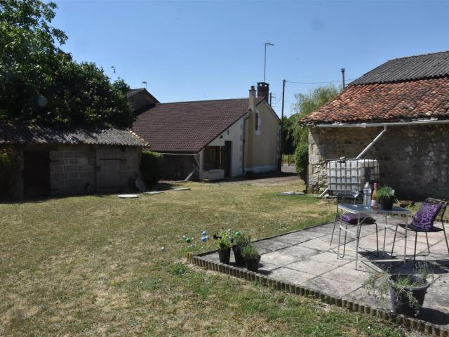 Maison vente à Montmorillon, Bouresse