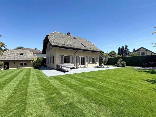 Einfamilienhaus kaufen in Commugny, Waadt