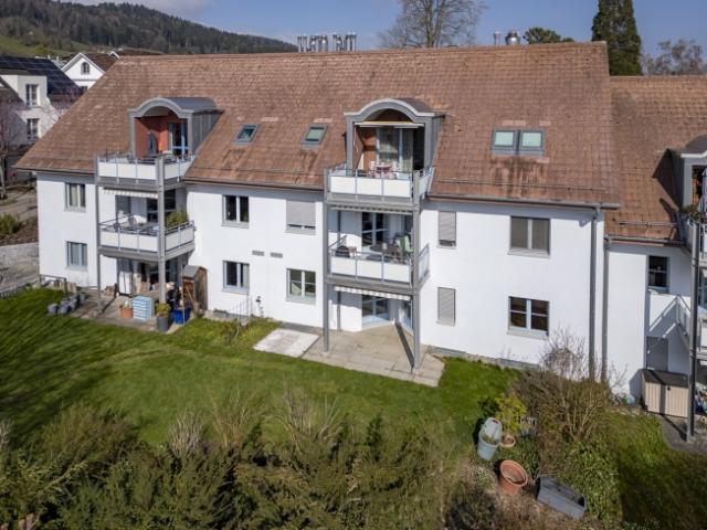 Wohnung kaufen in Egg, Zürich