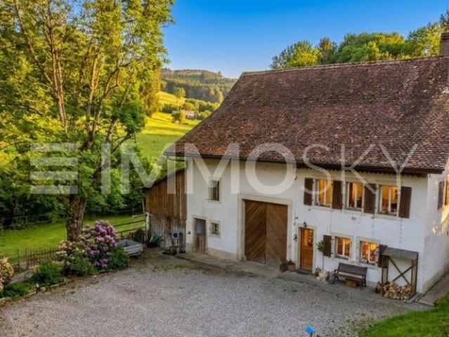 Haus kaufen in Curtilles, Waadt