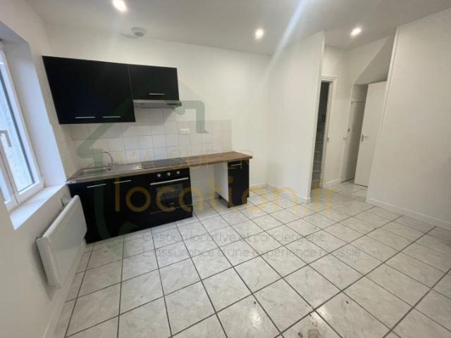 Maison location à France métropolitaine, Saint-quentin