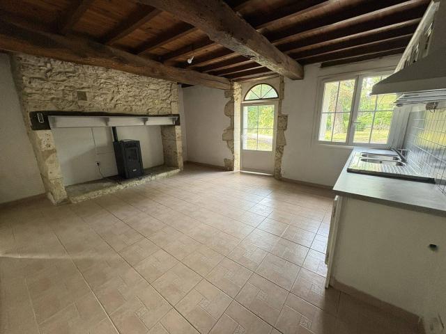 Maison location à Le Moulié, Rozès