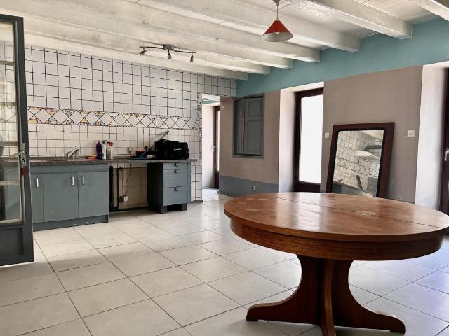 Maison vente à Poitiers, Celle-lévescault