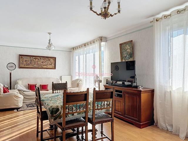 Maison vente à Périgueux, Atur