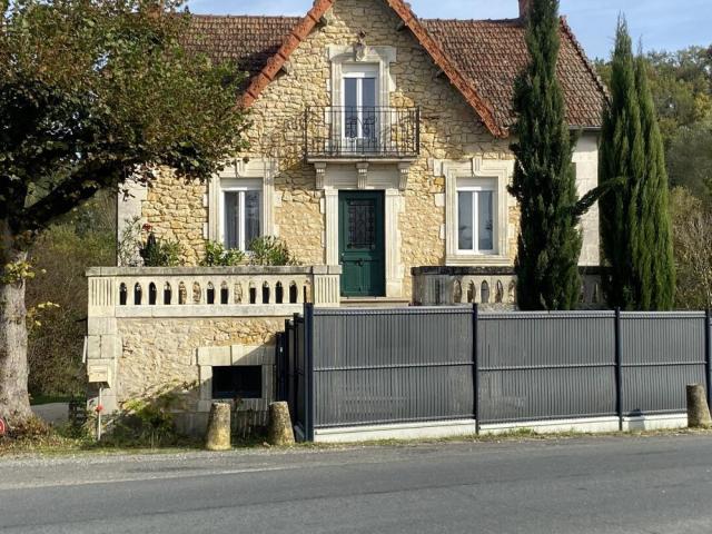 Maison vente à Sarlat-la-Canéda, Castels