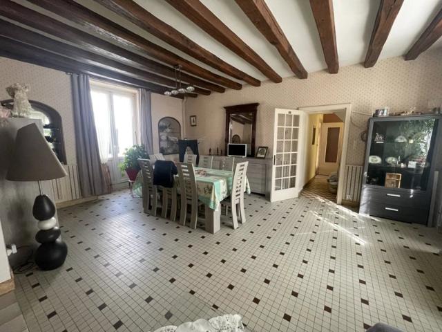 Maison vente à Châtellerault, Monts-sur-guesnes