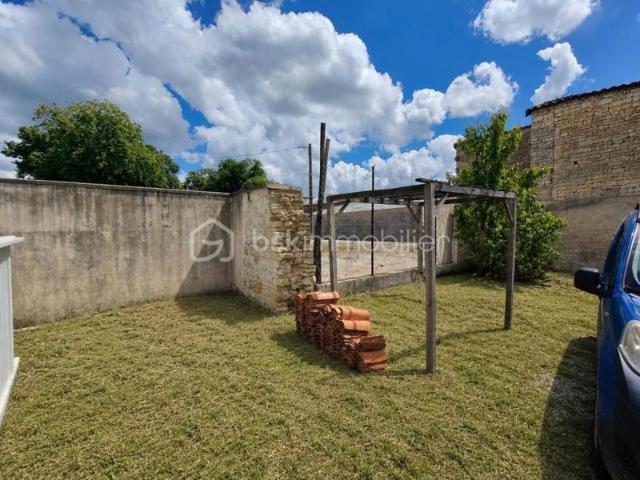 Maison vente à Niort, Tillou