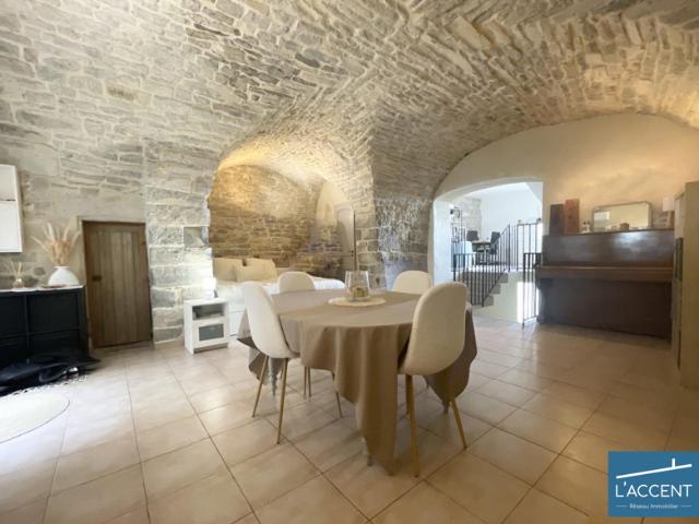 Maison vente à Nîmes, Clarensac