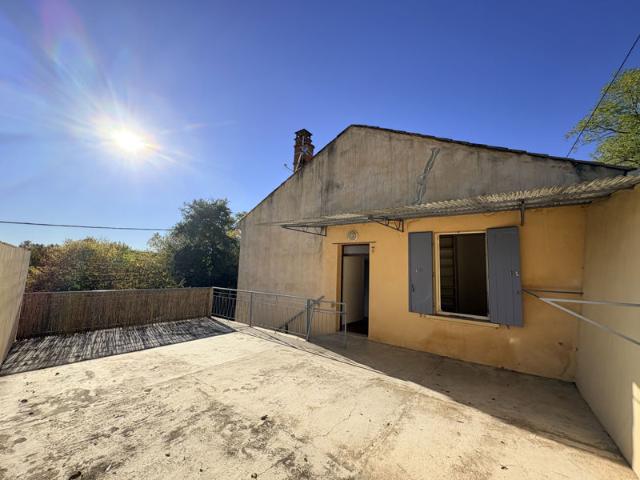 Maison vente à Nîmes, La Calmette