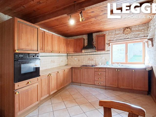 Maison vente à Confolens, Longré