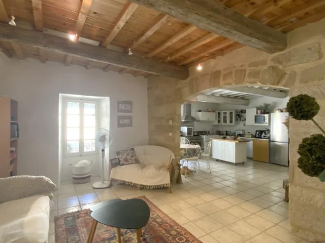 Maison vente à Nîmes, Uzès