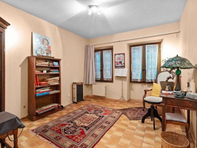 Haus kaufen in Denges, Waadt