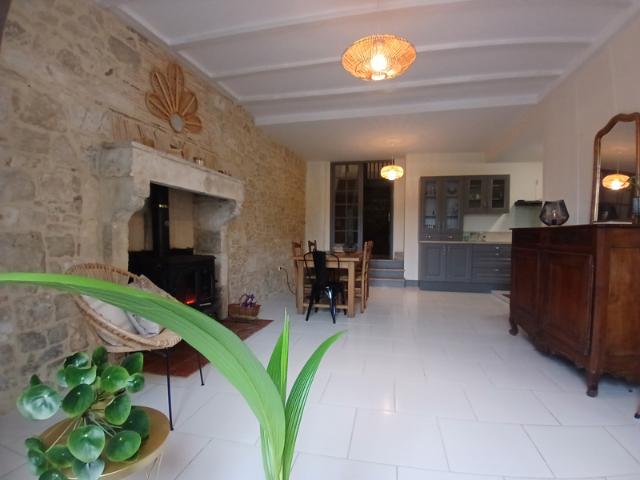 Maison vente à Confolens, Les Pins