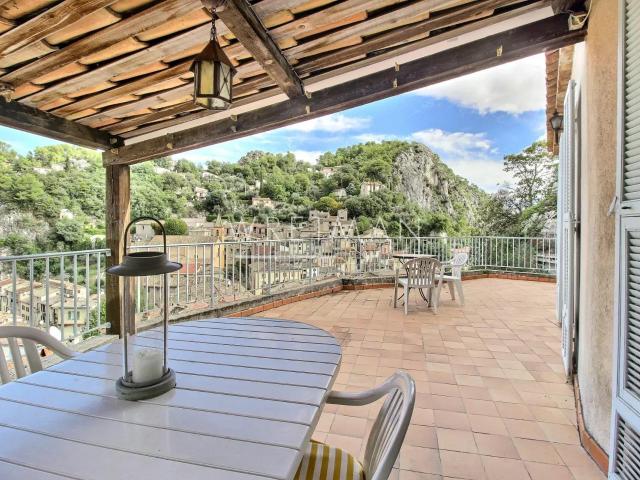 Maison vente à Nice, Gilette