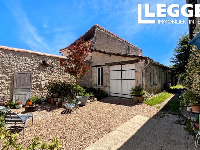 Maison vente à Angoulême, Montmoreau-saint-cybard