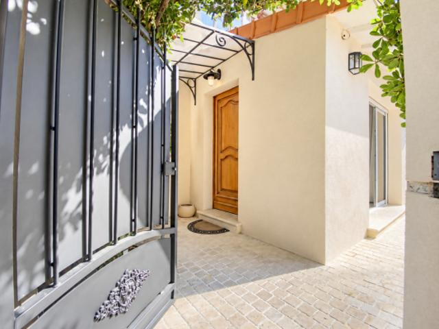 Maison vente à Antibes, Alpes-Maritimes