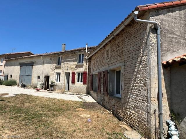 Maison vente à Niort, Sauzé-vaussais