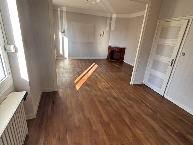 Maison vente à Estavel, Brive-la-Gaillarde