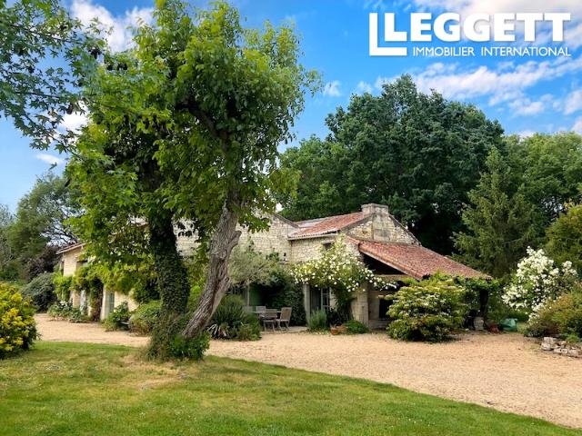 Maison vente à Châtellerault, Les Trois-moutiers