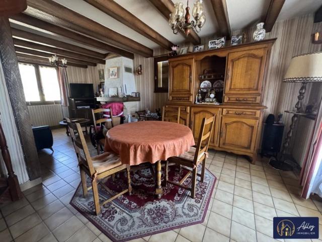 Maison vente à Mauriac, Saignes
