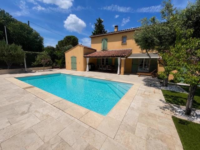 Maison vente à Brignoles, Le Luc