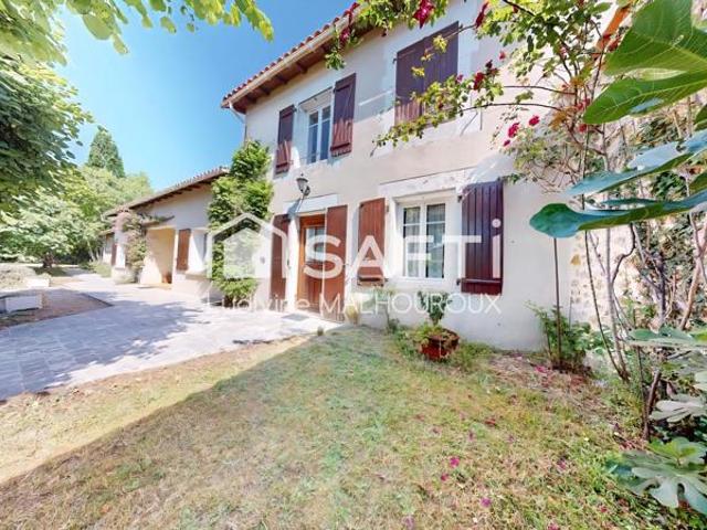 Maison vente à Confolens, Nouvelle-Aquitaine
