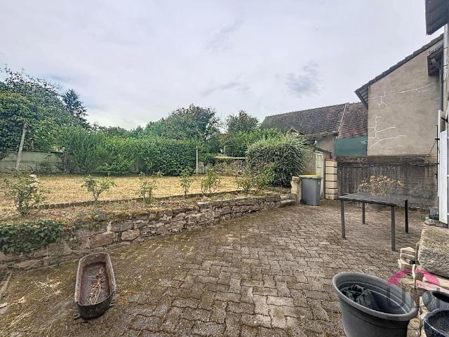 Maison vente à Montluçon, Vallon-en-sully